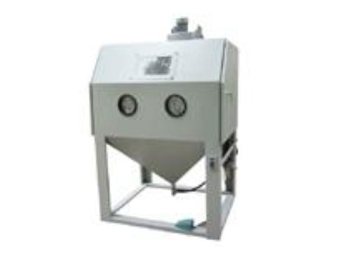 輸送式自動噴砂機性能(néng)如何提升噴砂效果? 輸送式自動噴砂機性能(néng)如何提升噴砂效果?